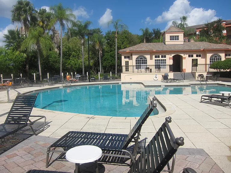 702 Coral Reef Dr — Photo 29