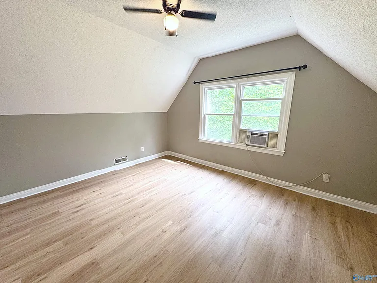 192 Rosecliff Dr — Photo 38