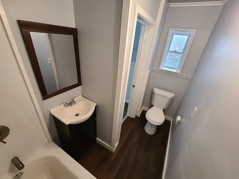 13 Hamilton St — Photo 23