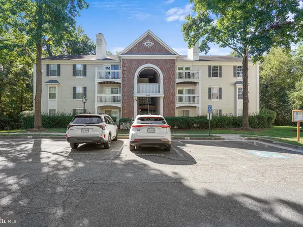 8616 Shadwell Dr Unit 72, Alexandria, VA 22309