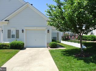 6 Fawn Ln, Fredericksburg, VA 22406