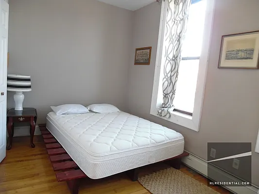 Rented by Highline Residential | media 18