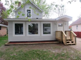 1328 Hickory St, Niles, MI 49120