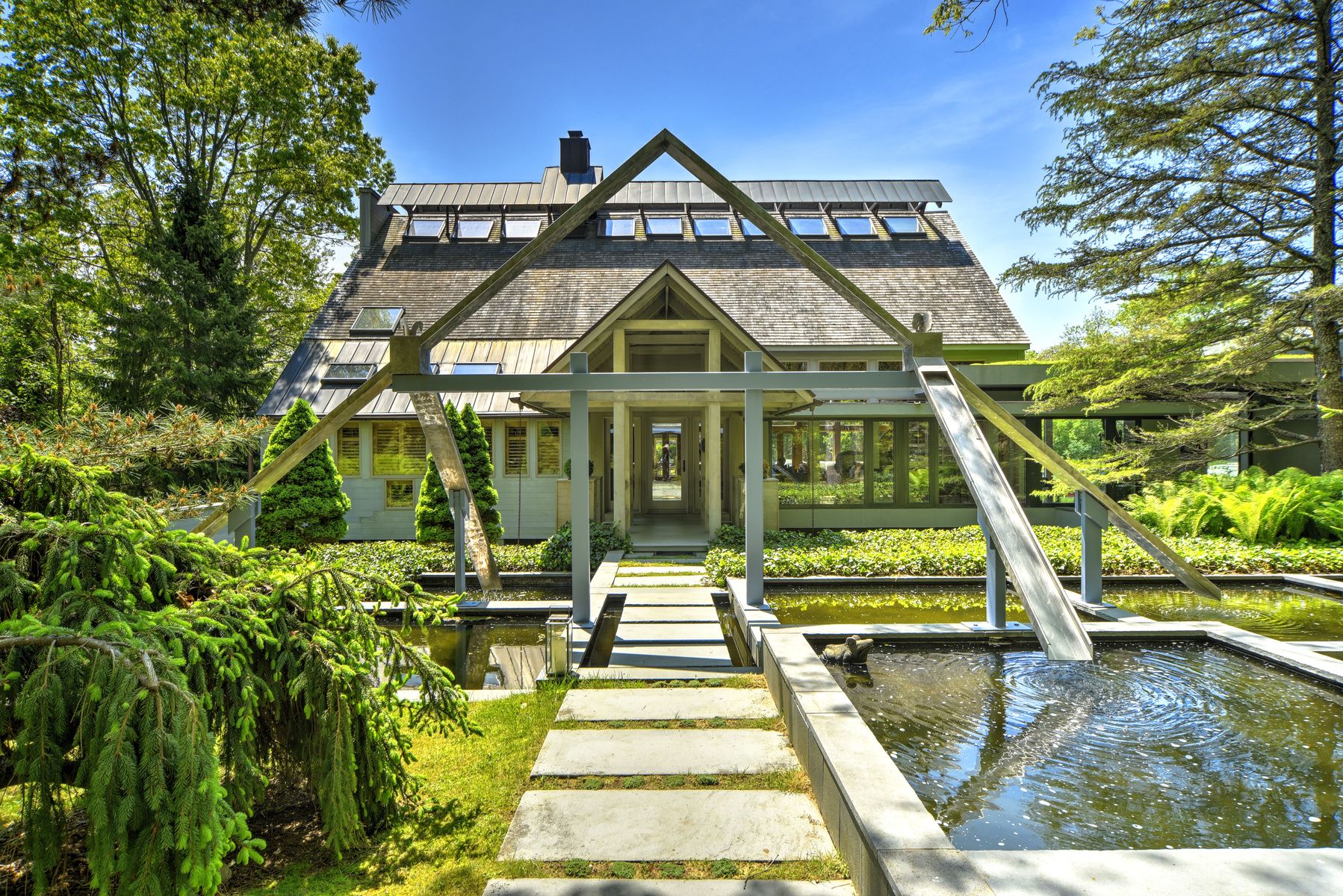 40 Sayres Path, Wainscott, NY 11975 Out East