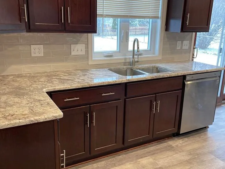 66 Clearfield Dr — Photo 8