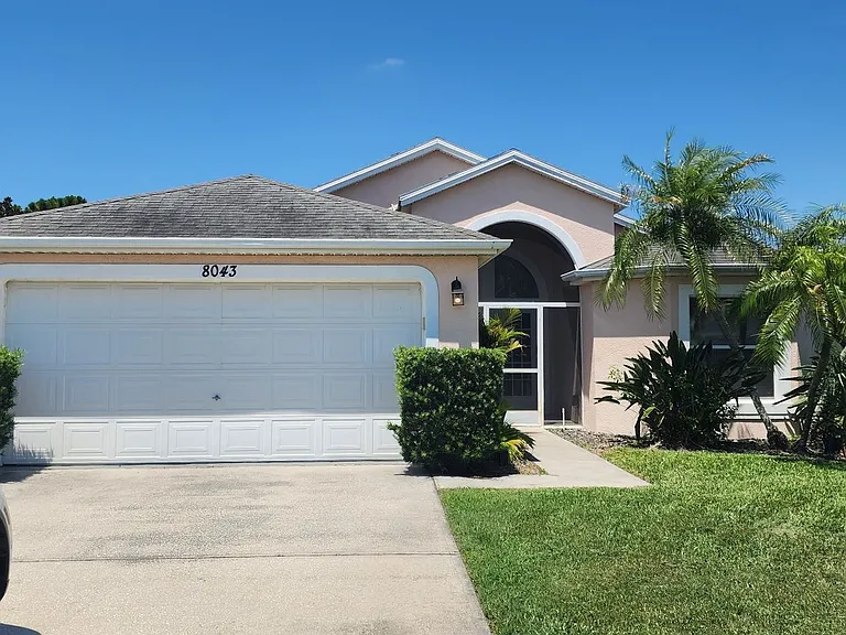 8043 Bracken Ln — Photo 1