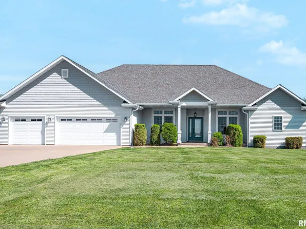 34460 N Peoria Line Rd, Farmington, IL 61531