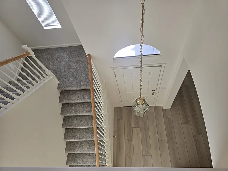 549 Cascade Dr — Photo 7