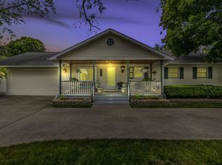 1633 S Duck Lake Rd, Milford, MI 48381