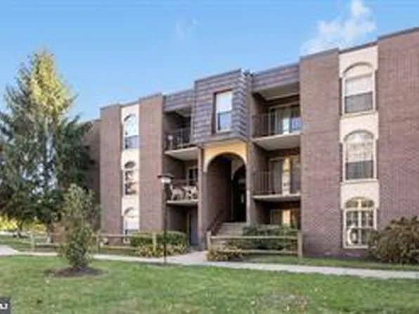 8308 Tobin Rd APT 13, Annandale, VA 22003
