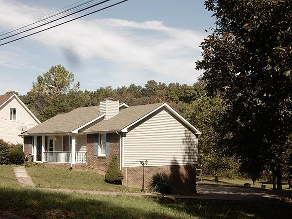 2nd image of 1446 McClardy Rd