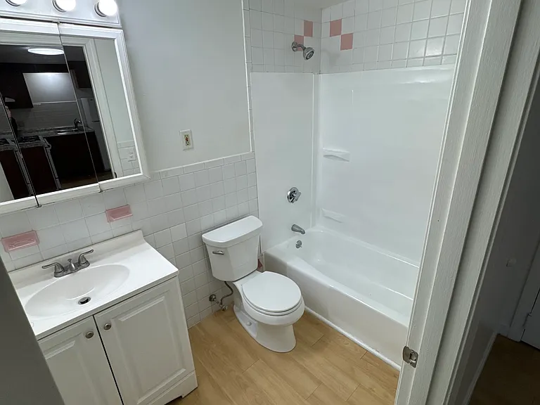 Delmont Estates — Photo 14