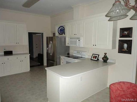 5th image of 9806 Bent Brook Dr