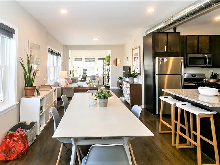 1604 W Berwyn Ave #2W — Photo 2