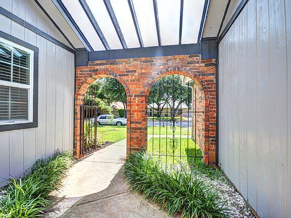 3rd image of 6508 Chilton Dr