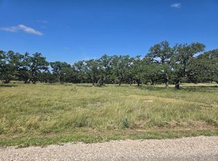 46 N Cattlemans Crossing Dr, Kerrville, TX 78028