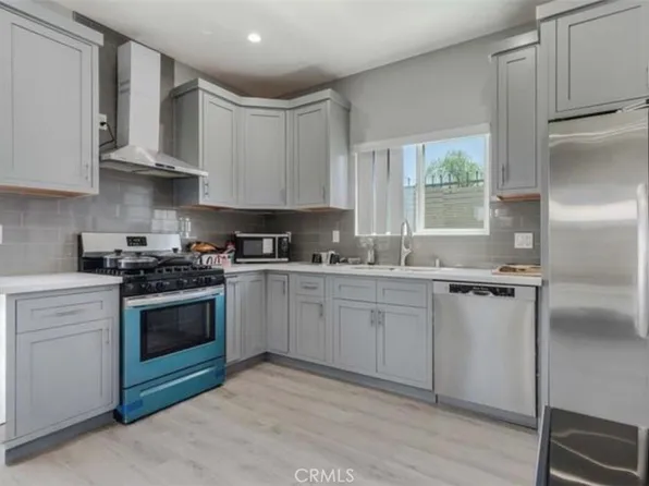 8224 Vanscoy Ave, North Hollywood, CA 91605
