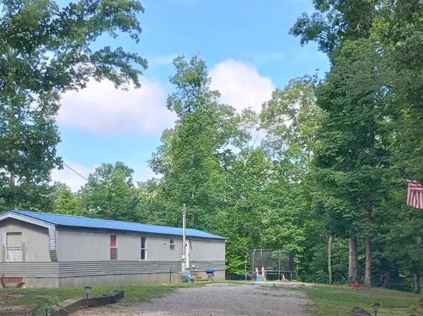 10131 Darden Christian Chapel Rd, Wildersville, TN 38388