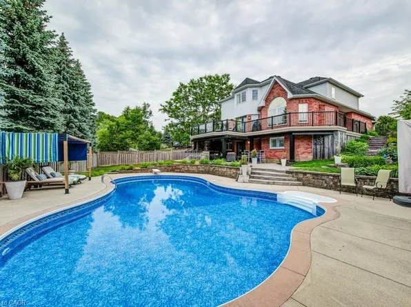 47 Forest Breeze Ct, Kitchener, ON N2N 3H9