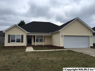 3916 Boxwood Ln SW, Decatur, AL 35603