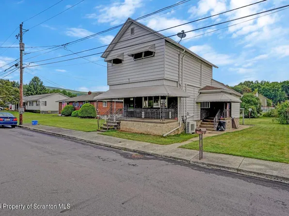 916 William St, Taylor, PA 18517