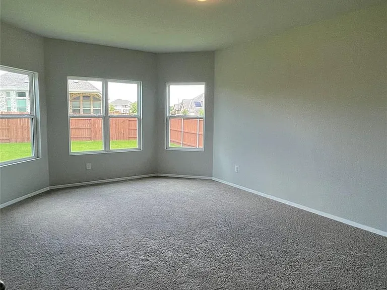 600 Hickory Bend Trl — Photo 3
