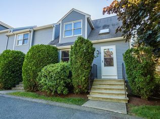 12 Pinecrest Vlg #12, Hopkinton, MA 01748