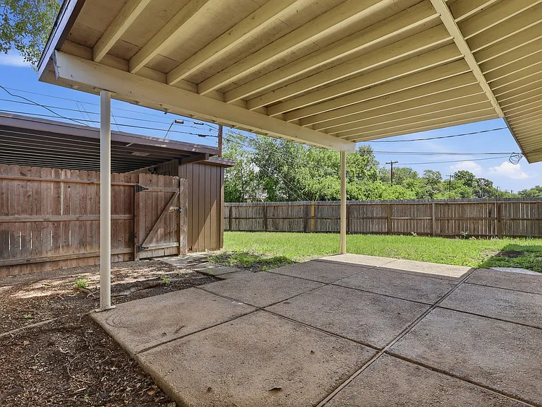 803 Oblate Dr — Photo 18