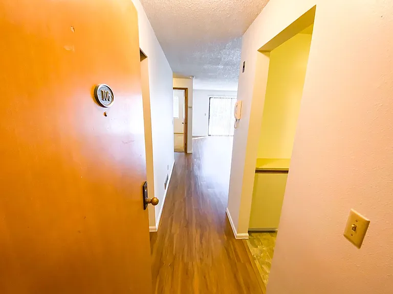 Twin Cedars Apartments — Photo 16