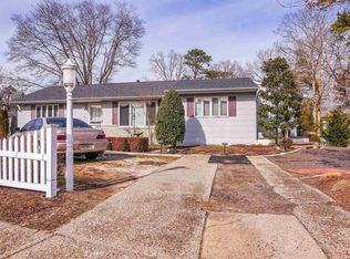 2 Nassau Rd, Somers Point, NJ 08244