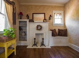 2110 SW 13th St, Topeka, KS 66604