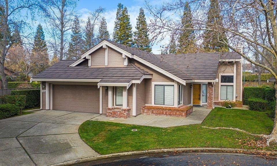 1st image of 514 Bedford Ct