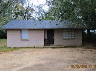 2215 Hubert Ave, Albany, GA 31705