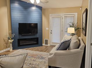 102 Palm Ct, Lexington, SC 29072