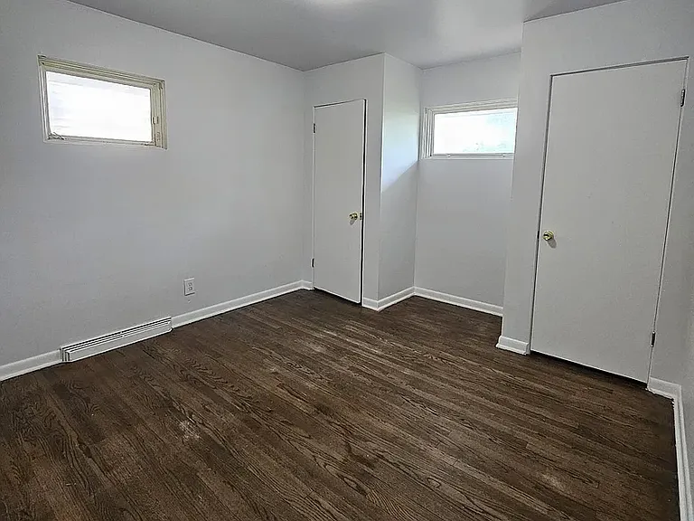 6914 Baring Ave — Photo 7