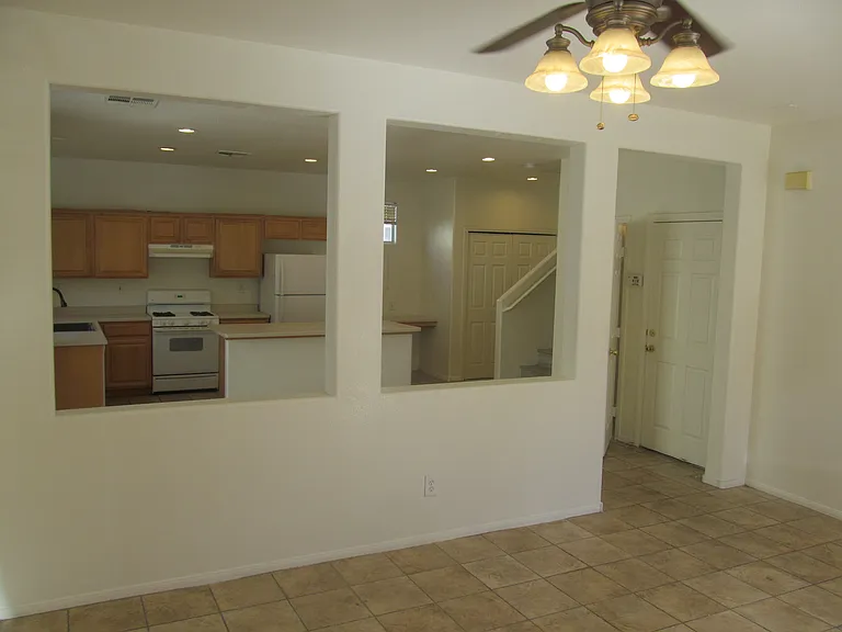 6776 Firewood Dr — Photo 4