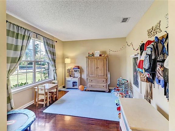 4th image of 86038 Worthington Dr