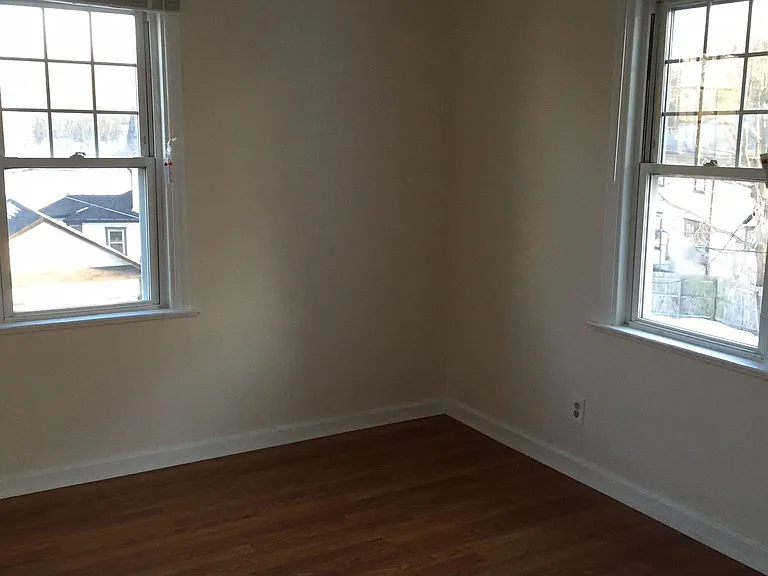 133 New St #2 — Photo 4