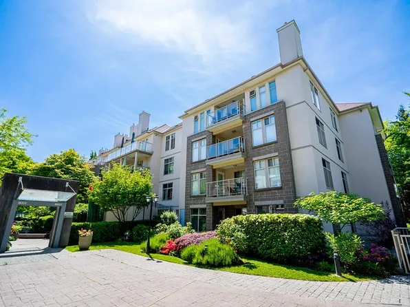 15340 19a Ave #409, Surrey, BC V4A 9W1