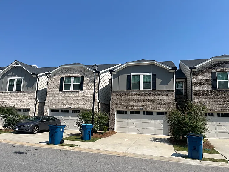 1455 Villageside Ct — Photo 17