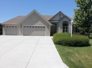 N57W34777 Cattail Ct, Oconomowoc, WI 53066