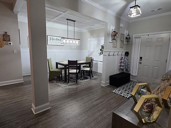 2nd image of 120 Hamilton Lake View Ct