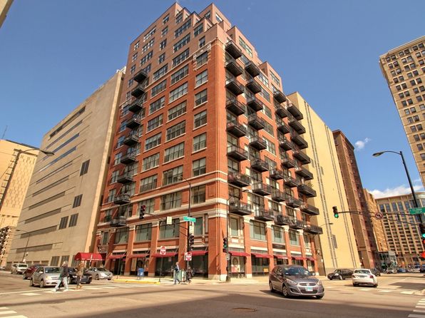 547 S Clark St APT 1402