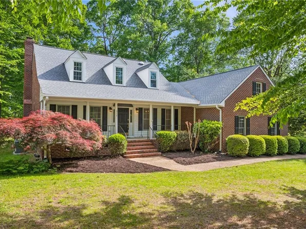 317 Royal Grant Dr, Williamsburg, VA 23185