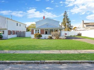 388 Warwick Rd, East Meadow, NY 11554