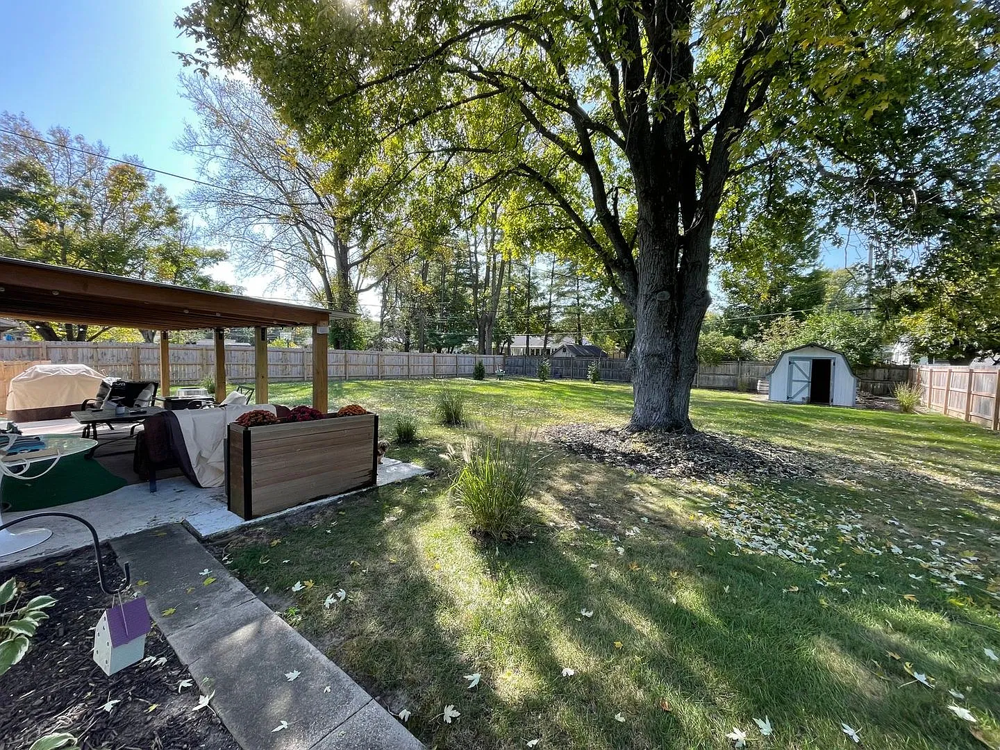 Charming , updated 3BR House in Indianapolis — Photo 3