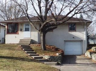 1122 8th Ave S, South Saint Paul, MN 55075