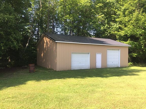 30x40 Pole Barn dirt floor