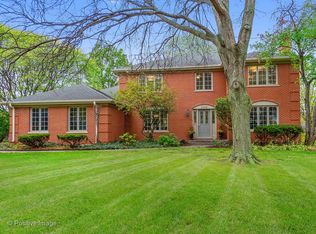 8190 Ridgepoint Dr, Burr Ridge, IL 60527