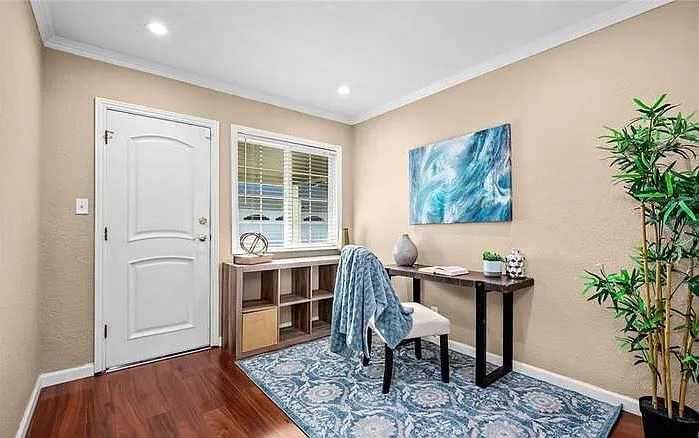 14913 Roxton Ave — Photo 15